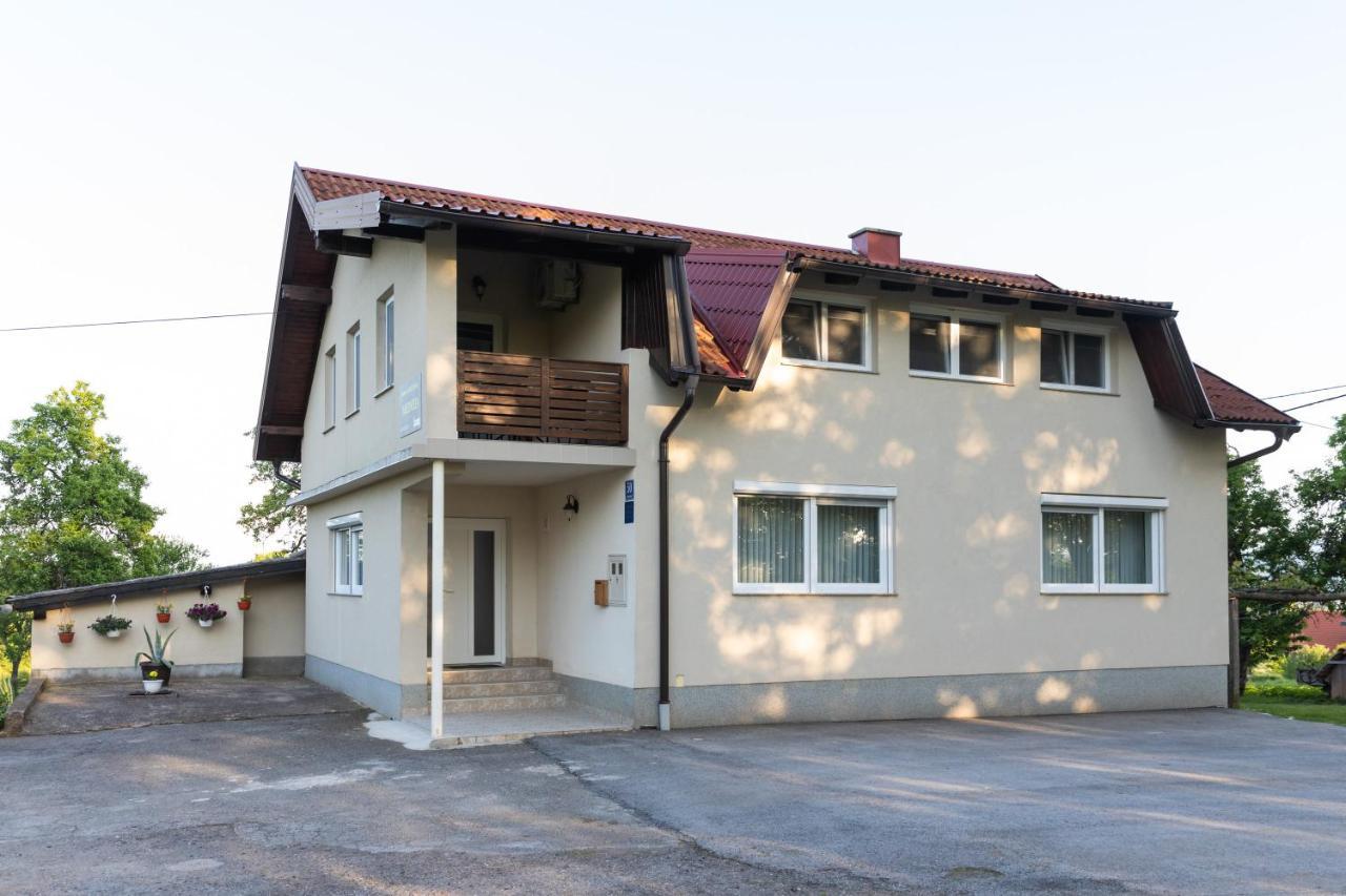 Apartman Medved Slunj Luaran gambar