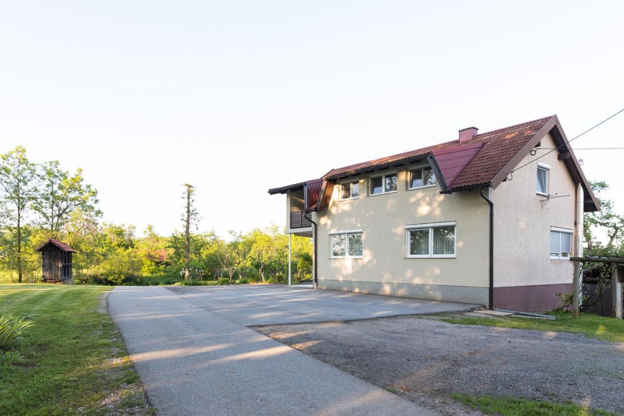 Apartman Medved Slunj Luaran gambar